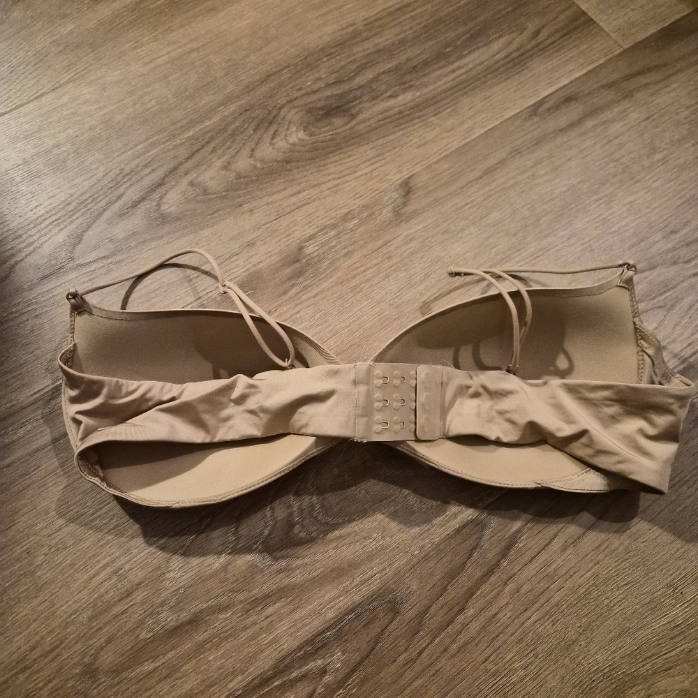 Skims Wireless Form Smooth Micro Strap Plunge Bra… - image 3